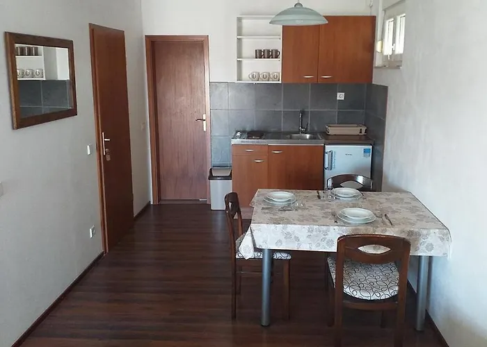 Apartments Nazlic Apartman Primosten